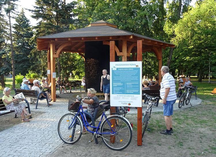 Juna2 - Nowoczesny Apartament W Centrum Z Widokiem Na Park Pruszków Εξωτερικό φωτογραφία